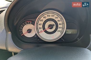 Хетчбек Mazda 2 2009 в Ужгороді