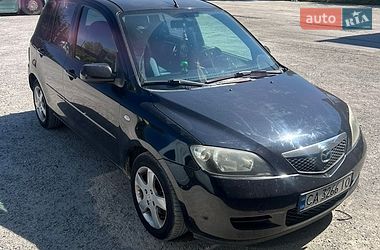 Mazda 2  2005