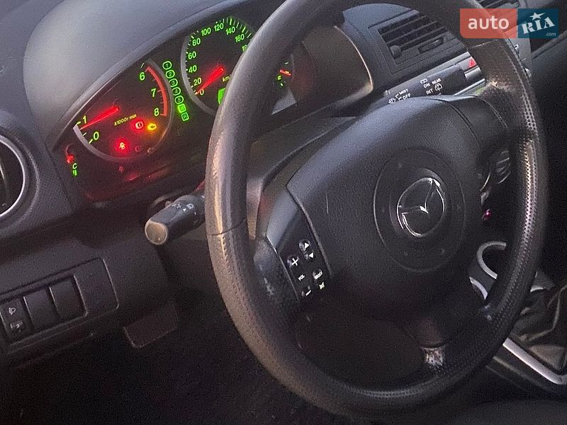 Хетчбек Mazda 2 2005 в Десні