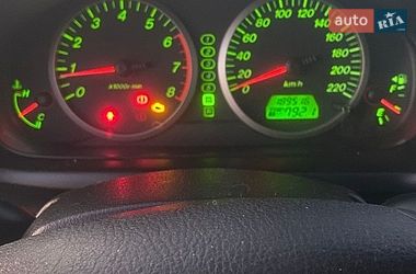Хетчбек Mazda 2 2005 в Десні