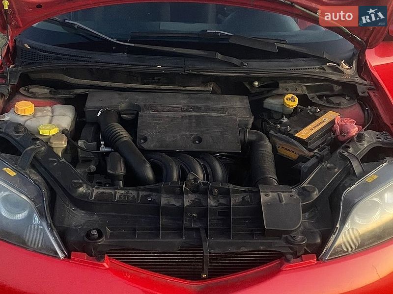 Хетчбек Mazda 2 2005 в Десні