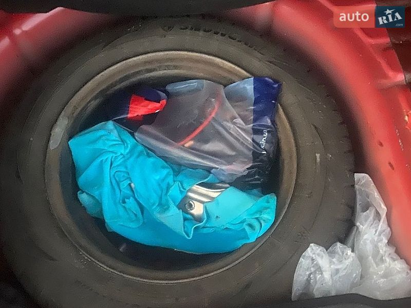 Хетчбек Mazda 2 2005 в Десні