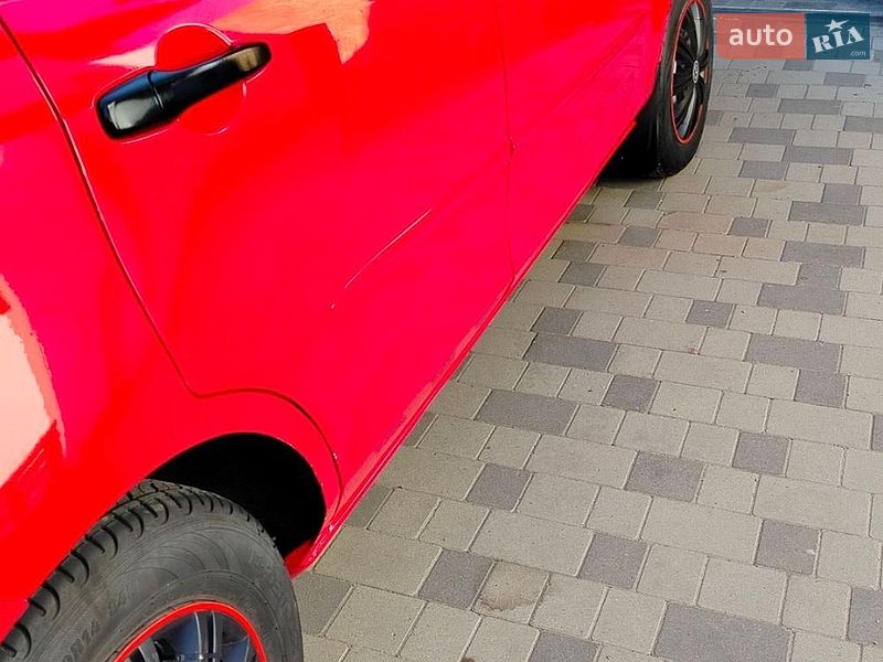 Хетчбек Mazda 2 2005 в Дубні фото 7 Хетчбек Mazda 2 2005 в Дубні