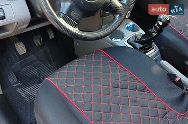 Хетчбек Mazda 2 2005 в Дубні фото 4 Хетчбек Mazda 2 2005 в Дубні