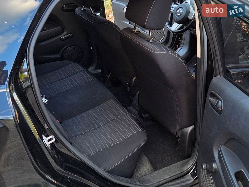 Хетчбек Mazda 2 2008 в Києві фото 17 Хетчбек Mazda 2 2008 в Києві