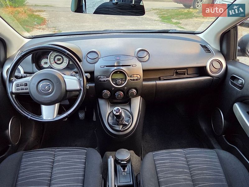 Хетчбек Mazda 2 2008 в Києві фото 25 Хетчбек Mazda 2 2008 в Києві