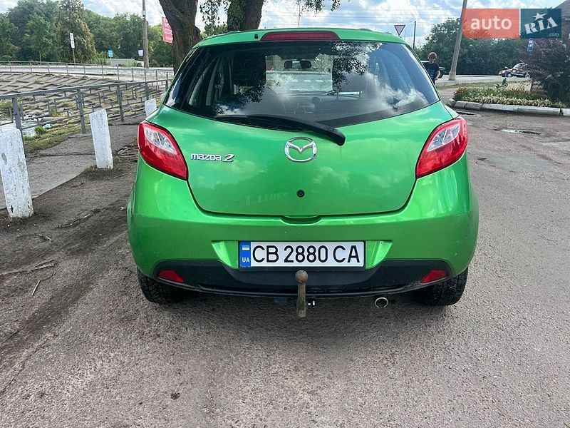 Хетчбек Mazda 2 2008 в Чернігові