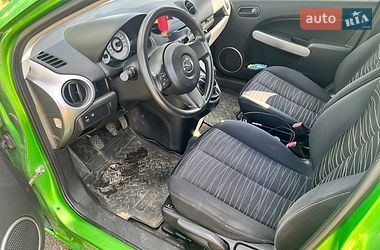 Хетчбек Mazda 2 2008 в Чернігові