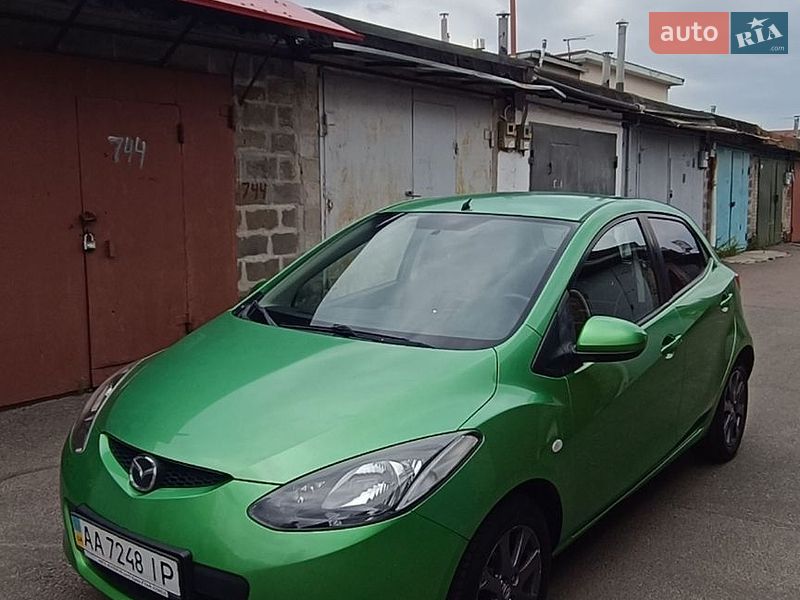 Mazda 2 2008