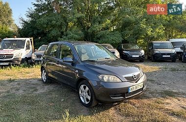 Mazda 2  2006