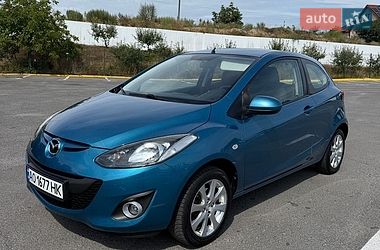 Mazda 2  2012