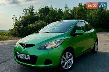 Mazda 2  2009