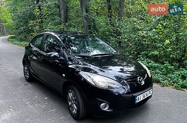 Mazda 2 2011