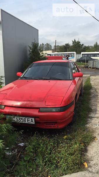 Mazda 323 1990 года