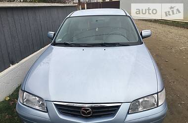 Mazda 323  2001