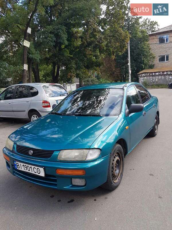 Седан Mazda 323 1996 в Ирпене
