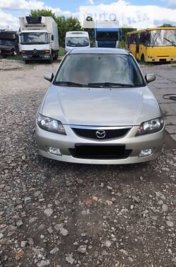 Mazda 323  2003