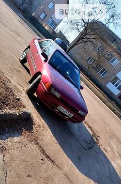 Mazda 323  1992