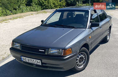 Mazda 323  1991