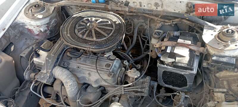 Седан Mazda 323 1987 в Одессе фото 5 Седан Mazda 323 1987 в Одессе