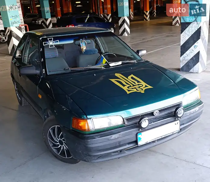 Mazda 323 1992