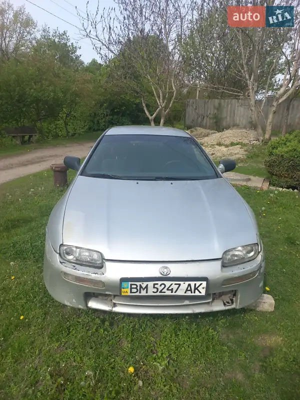 Mazda 323 1996