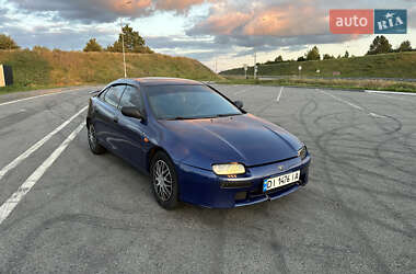 Mazda 323  1995