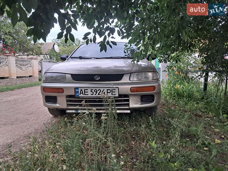 Седан Mazda 323 1996 в Новоукраїнці