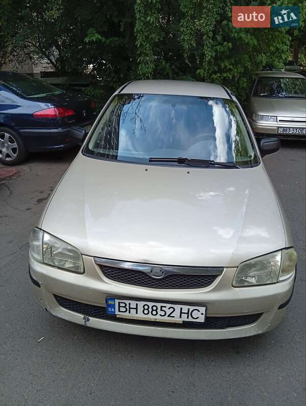 Седан Mazda 323 1999 в Одессе