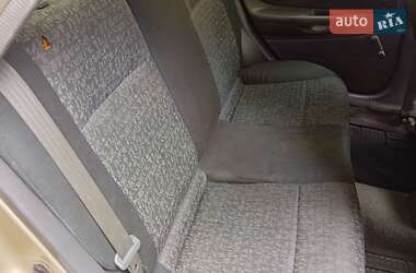 Седан Mazda 323 1999 в Одессе