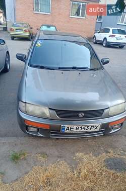 Mazda 323  1995