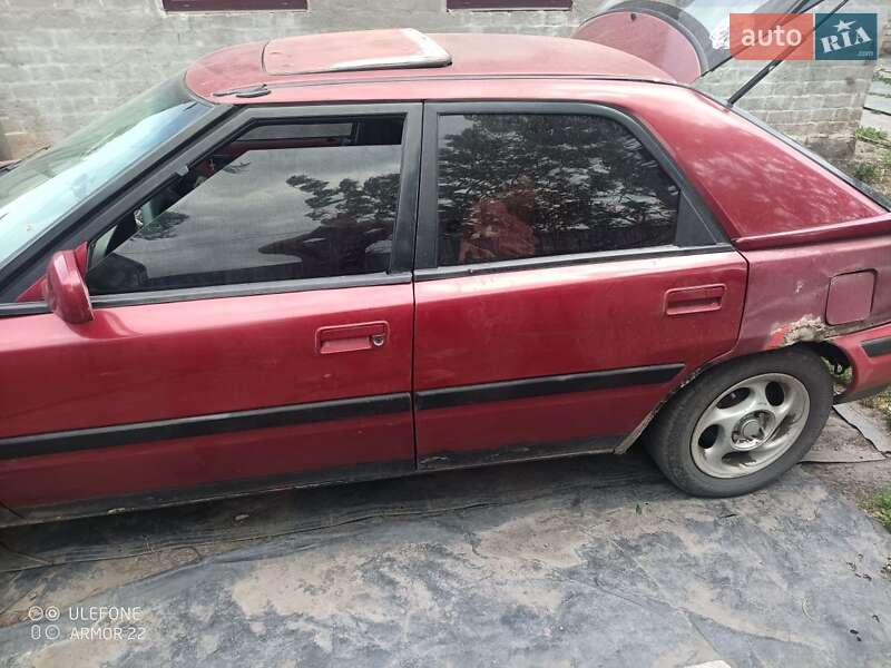 Mazda 323 1994 Mazda 323 1994