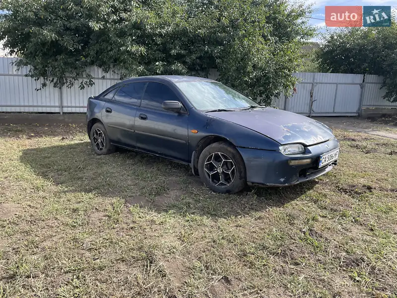 Mazda 323 1997