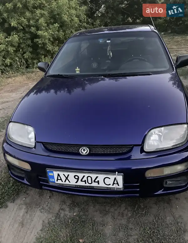 Mazda 323