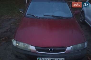 Mazda 323  2001