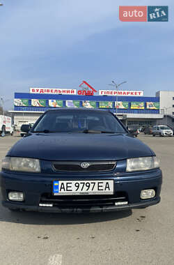 Mazda 323  1997