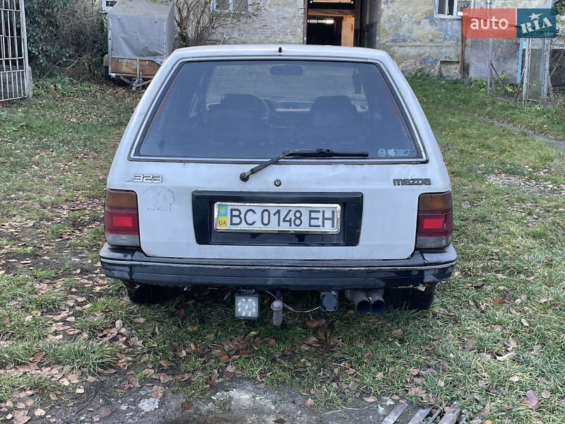 Універсал Mazda 323