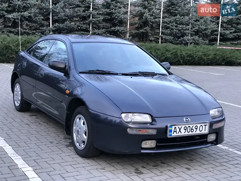 Mazda 323 1998