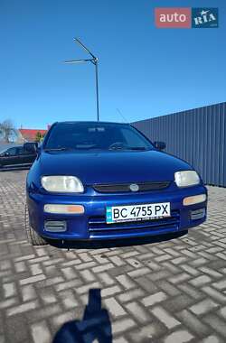 Mazda 323  1996