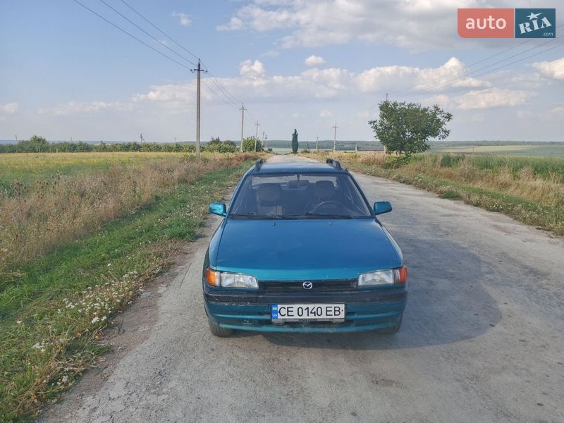 Легкові Mazda 323