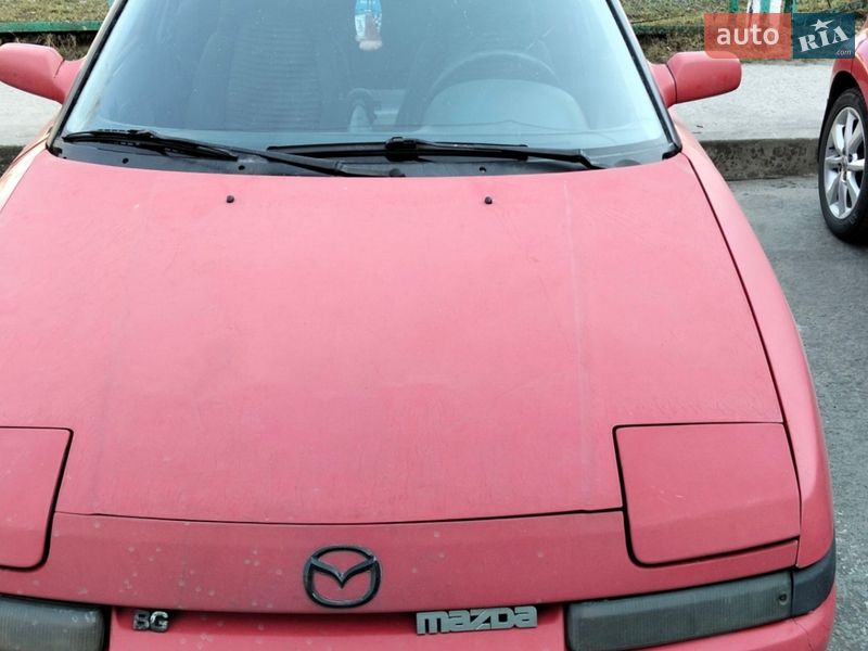Седан Mazda 323 1991 в Вараші фото 10 Седан Mazda 323 1991 в Вараші
