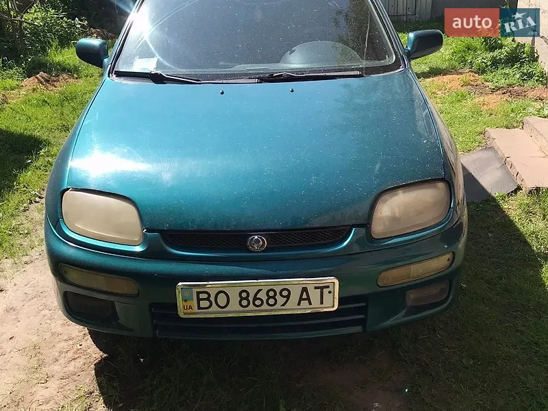 Mazda 323 1996
