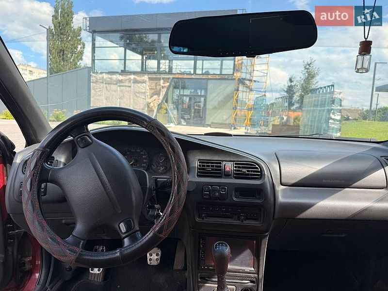 Седан Mazda 323 1996 в Кропивницькому