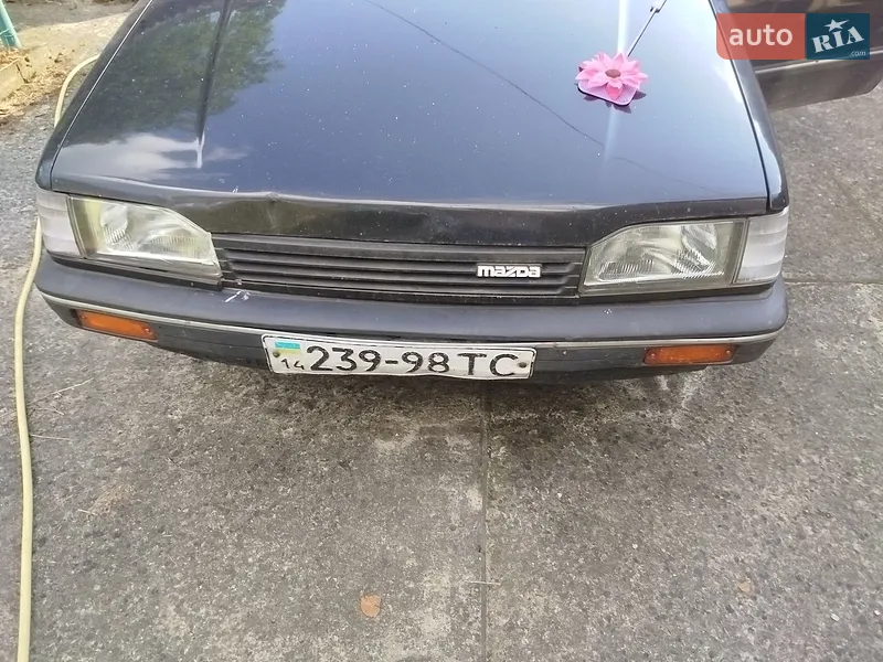 Mazda 323 1992