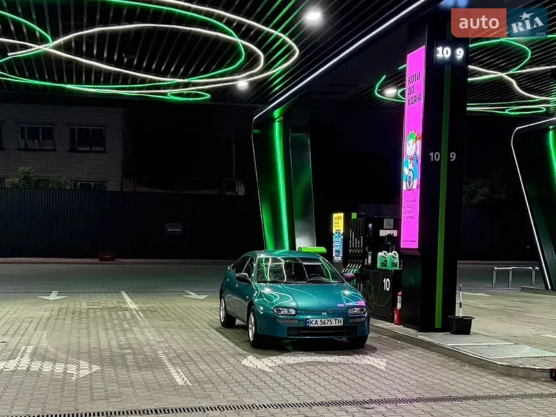 Mazda 323 1997