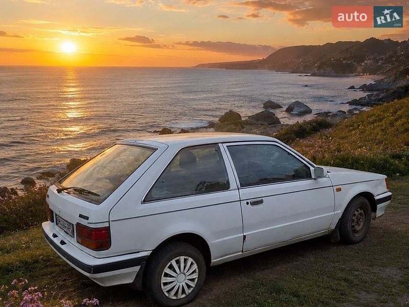 Mazda 323 1987 Mazda 323 1987