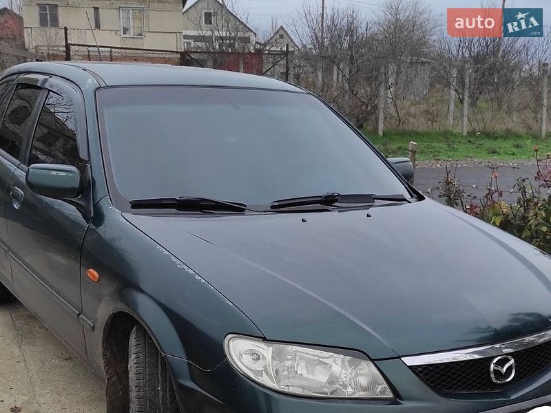 Хэтчбек Mazda 323 2001 в Одессе