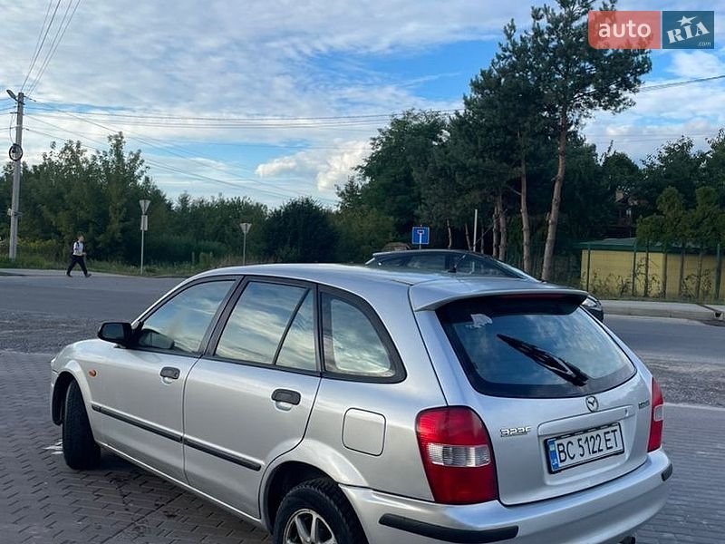 Хэтчбек Mazda 323 2000 в Новояворовске фото 2 Хэтчбек Mazda 323 2000 в Новояворовске