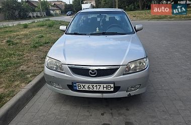 Mazda 323  2001
