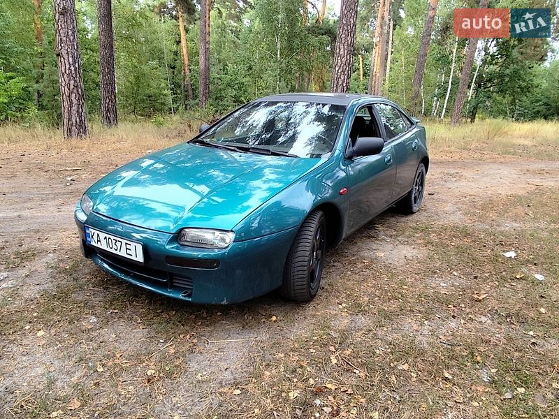Mazda 323 1995